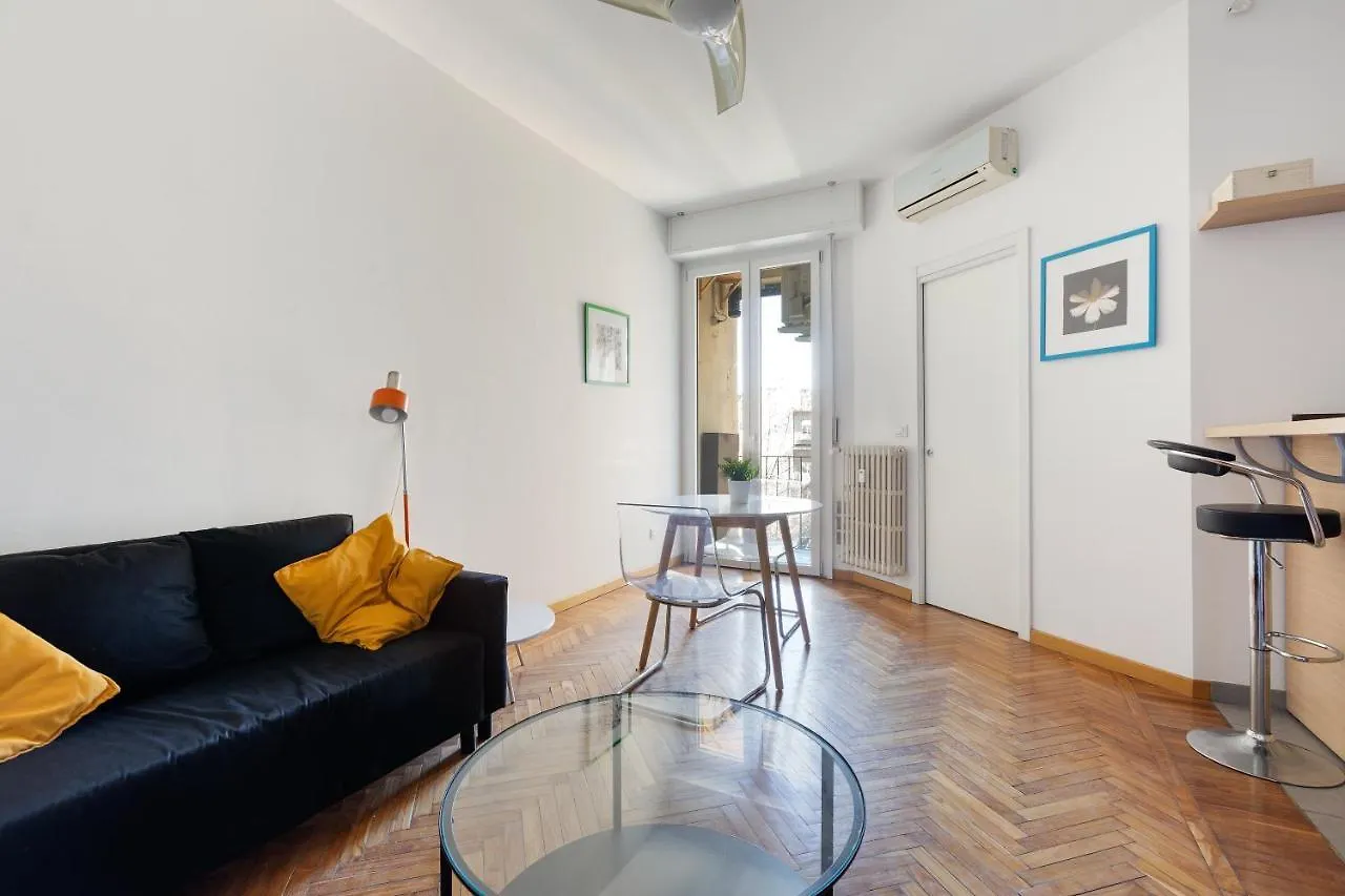 Apartment Savona District Comfy Apt X3 Milan Italy